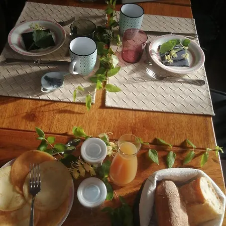La Maison O Kiwis - D'hotes Bed & Breakfast